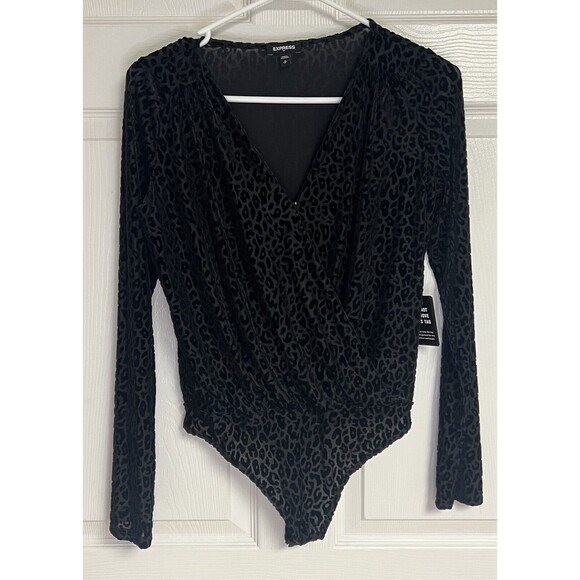NWT Express Black Leopard V Neck Velvet Bodysuit MSRP $59 Sheer Sleeve - Picture 1 of 8